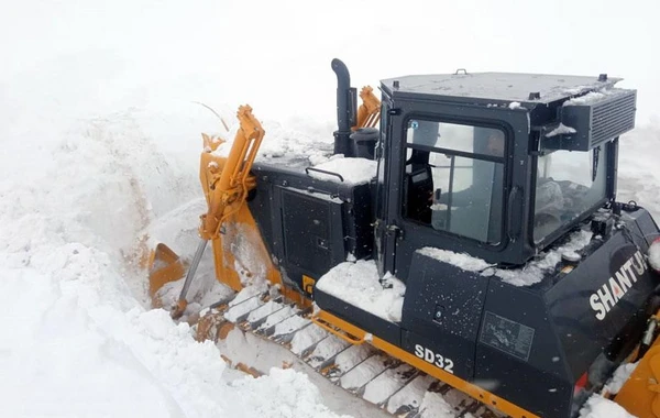 Azərbaycanda ekstremal qartəmizləmə görüntüləri: Ekskavator görünməz oldu - FOTO/VİDEO