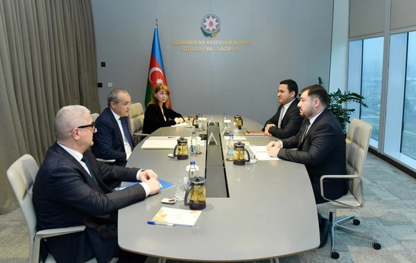 İqtisadiyyat naziri “Yüksəliş” müsabiqəsinin qalibləri ilə görüşüb - FOTO
