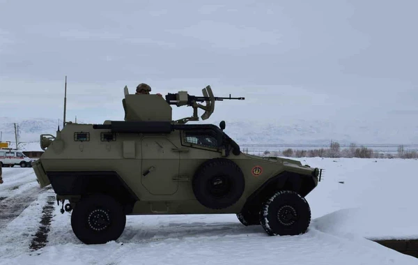 Naxçıvanda xüsusi təyinatlılar şərti düşmən hədəflərini məhv ediblər - FOTO