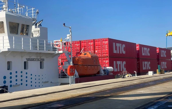 Çindən göndərilən növbəti blok qatar Bakı Limanına çatıb - FOTO