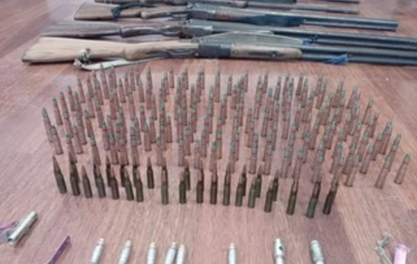 Üzərində “AKS-74" markalı avtomat və patronları aşkarlanan şəxs saxlanılıb - FOTO