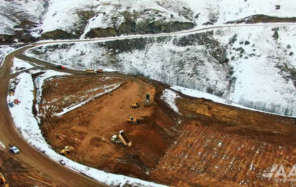 Xocalı, Şuşa, Ağdərə və Ağdam rayonlarında icra edilən yol layihələrinə baxış keçirilib - FOTO/VİDEO