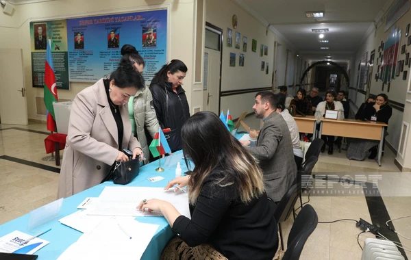 Məntəqələrdə seçici fəallığı müşahidə olunur - FOTOREPORTAJ
