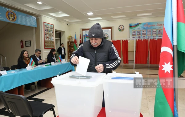 Məntəqələrdə seçici fəallığı müşahidə olunur - FOTOREPORTAJ