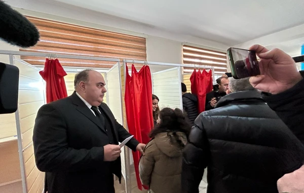 Prezidentliyə namizəd Fuad Əliyev səs verib - FOTO