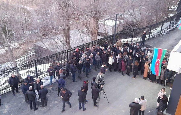 Bölgələrdə seçici fəallığı müşahidə olunur - FOTOREPORTAJ