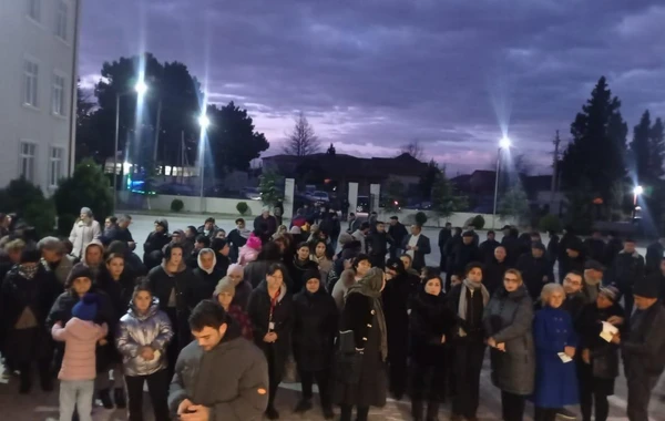 Bölgələrdə seçici fəallığı müşahidə olunur - FOTOREPORTAJ
