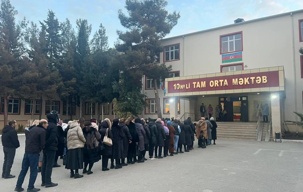 Bölgələrdə seçici fəallığı müşahidə olunur - FOTOREPORTAJ