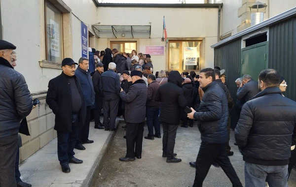 Bölgələrdə seçici fəallığı müşahidə olunur - FOTOREPORTAJ