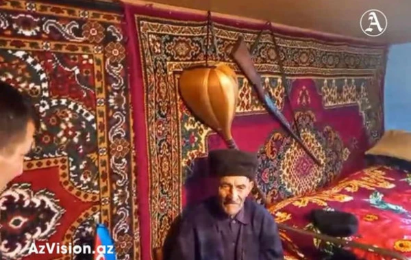 Azərbaycanın ən yaşlı kişi seçicisi səs verib - FOTO