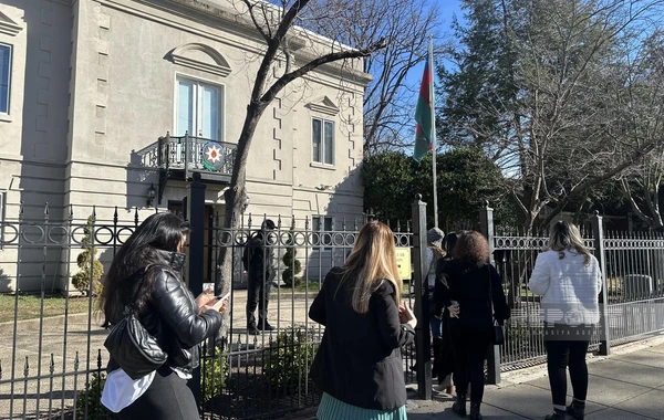 ABŞ-də yaşayan azərbaycanlılar prezident seçkiləri ilə bağlı səsvermələrdə fəal iştirak edir - FOTO