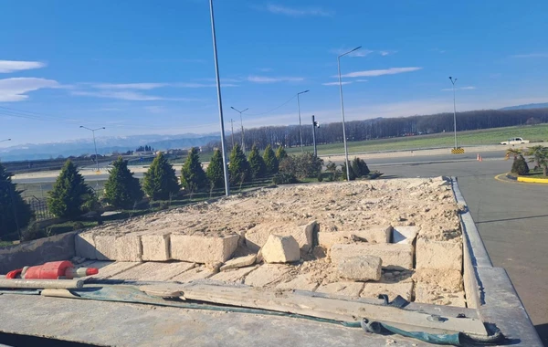 Polisin tələbinə əməl etməyən yük maşını sürücüsü saxlanılıb - FOTO