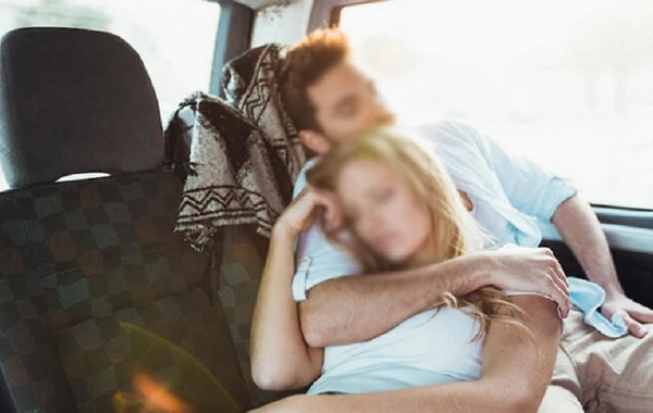 Masazırda taksi sürücüsü ərli qadınla sevgili oldu, onun qızı ilə... - ŞOK təfərrüat