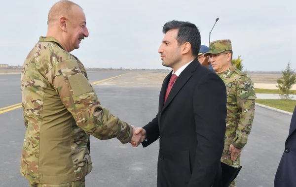 Prezident İlham Əliyev və oğlu Heydər Əliyev Hərbi Hava Qüvvələrinin hərbi obyektlərində olublar - YENİLƏNİB - FOTO