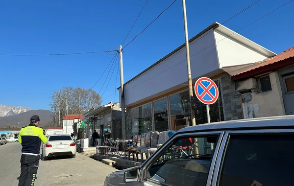 İsmayıllıda dayanma-durma qaydalarını pozan sürücülər barəsində tədbir görülüb - FOTO