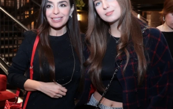 Bakı Kitab Mərkəzində məşhur rusiyalı sənətşünas Zelfira Trequlova ilə görüş keçirilib - FOTO