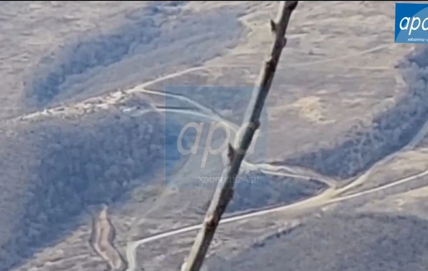 Azərbaycan sərhədçilərinin şərti sərhəddə darmadağın etdiyi erməni postu - FOTO - VİDEO