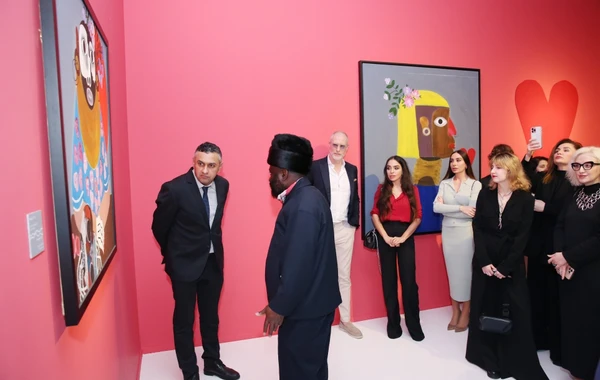Heydər Əliyev Mərkəzində rəssam Kojo Marfonun sərgisinin açılışı olub - FOTO