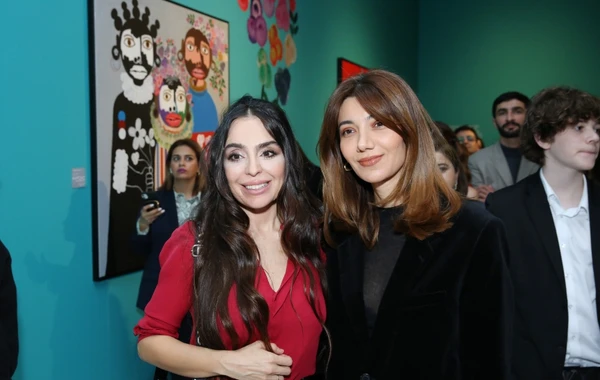 Heydər Əliyev Mərkəzində rəssam Kojo Marfonun sərgisinin açılışı olub - FOTO