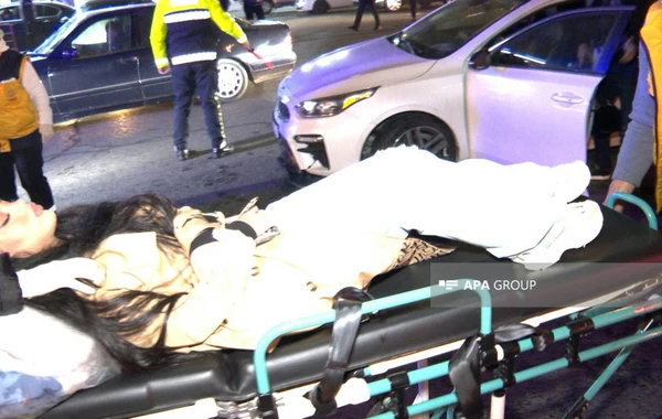 Bakıda qəza törədən xanım sürücü huşunu itirib - FOTO