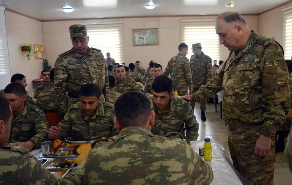 Baş Qərargah rəisi Qarabağda bir neçə hərbi hissədə olub - FOTO/VİDEO