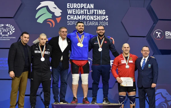 Азербайджанский тяжелоатлет стал чемпионом Европы