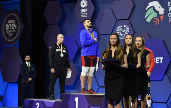 Азербайджанский тяжелоатлет стал чемпионом Европы
