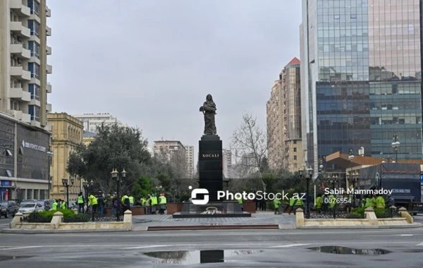 “Ana harayı” abidəsinin yerləşdiyi Xocalı parkında hazırlıq və abadlıq işləri aparılır - FOTO