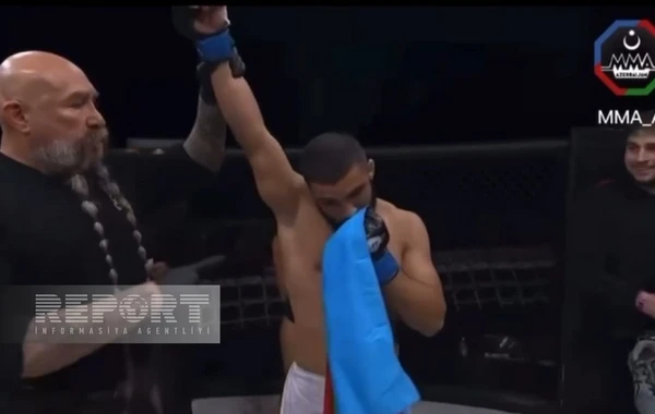 Azərbaycanlı MMA döyüşçüsü ABŞ-də tanınmış idmançını məğlub edib - FOTO/VİDEO