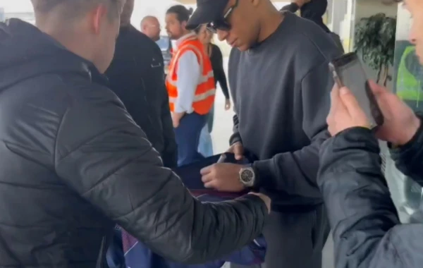 Kilian Mbappe Barselonada - FOTO