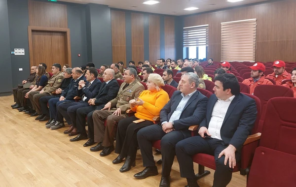 FHN AzQAC-la birgə zavodda məşq keçirib - FOTO/VİDEO