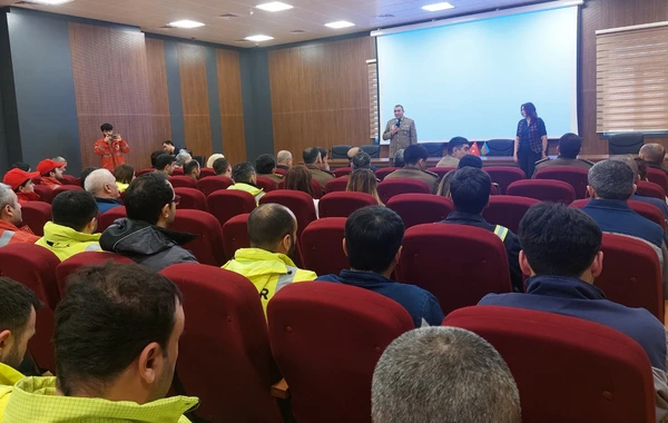 FHN AzQAC-la birgə zavodda məşq keçirib - FOTO/VİDEO