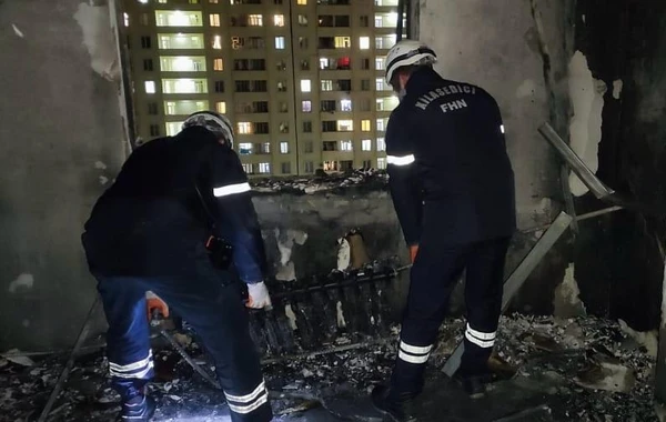 Sarayda partlayış: Binaya və avtomobilə ziyan dəyib - FOTO