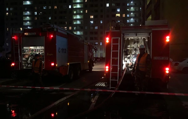 Sarayda partlayış: Binaya və avtomobilə ziyan dəyib - FOTO
