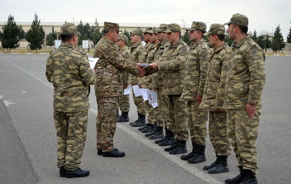 Hərbi vəzifəlilərlə keçirilən təlim toplanışı başa çatıb - FOTO