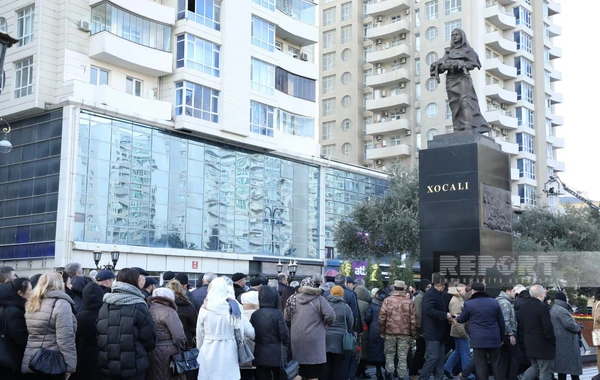 Azərbaycan xalqı Xocalı soyqırımı qurbanlarının xatirəsini anır - FOTO