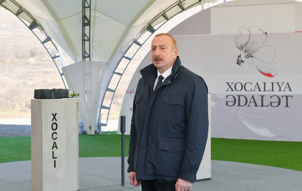 Ильхам Алиев заложил фундамент мемориала жертвам Ходжалинского геноцида - ОБНОВЛЕНО + ФОТО