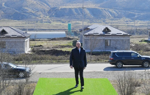 Ильхам Алиев заложил фундамент мемориала жертвам Ходжалинского геноцида - ОБНОВЛЕНО + ФОТО
