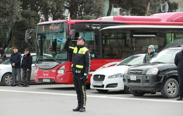 Xocalı soyqırımı qurbanlarının xatirəsi bir dəqiqəlik sükutla yad olunub