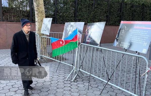 BMT-nin binası önündə Xocalıya həsr olunmuş sərgi təşkil edilib - FOTO