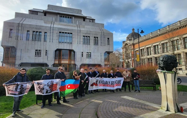 Londonda Xocalı soyqırımı qurbanlarının xatirəsi yad edilib - FOTO