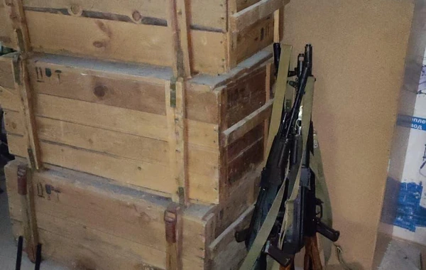 В Ханкенди в подвале детского сада обнаружен дрон, 29 автоматов и 416 гранат - ФОТО
