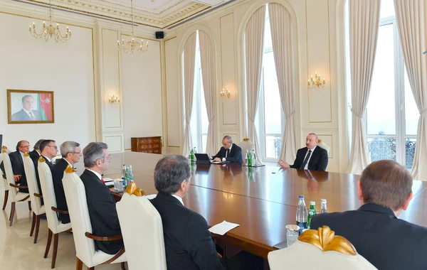 Prezident İlham Əliyev Alman İqtisadiyyatının Şərq Komitəsinin sədrini qəbul edib - YENİLƏNİB - FOTO