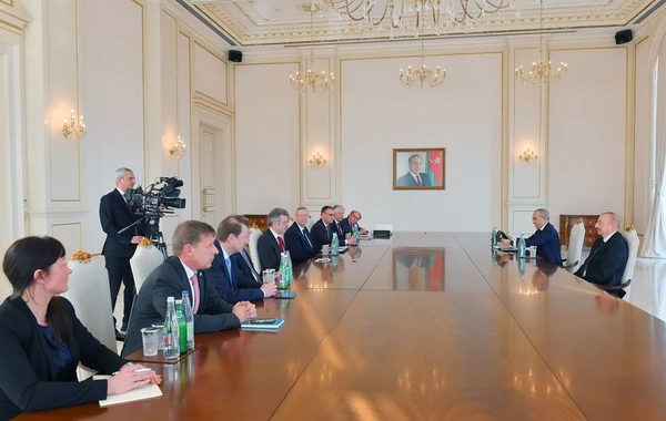 Prezident İlham Əliyev Alman İqtisadiyyatının Şərq Komitəsinin sədrini qəbul edib - YENİLƏNİB - FOTO
