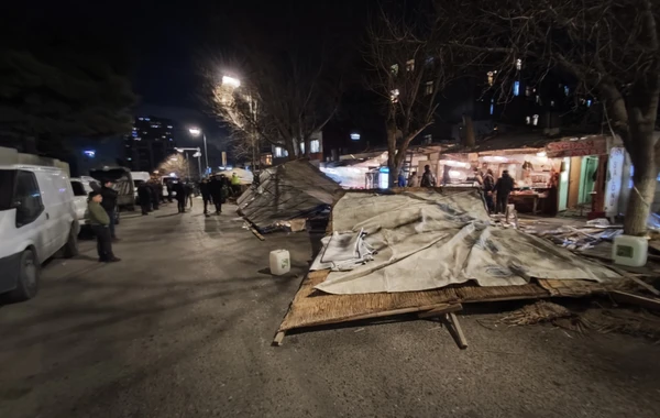 В Баку в "квартале мясников" сносятся кафе и мясные лавки - ФОТО