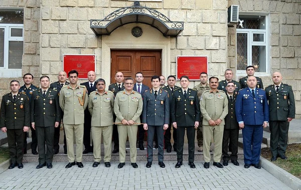 Azərbaycan və Pakistan hərbçiləri birgə təlimlərin keçirilməsi barədə müzakirələr aparıb - FOTO