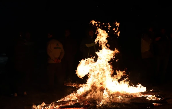 Xocalıda uzun illərdən sonra Od çərşənbəsi tonqalı qalanıb - FOTO/VİDEO