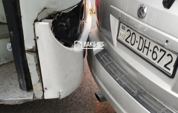 Bakıda marşrut avtobusları qəzaya düşdü - FOTO/VİDEO