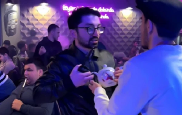 Hüseyn Əzizoğlunun restoranında bıçaqlanma: Saxlanılan var -  RƏSMİ AÇIQLAMA - YENİLƏNİB