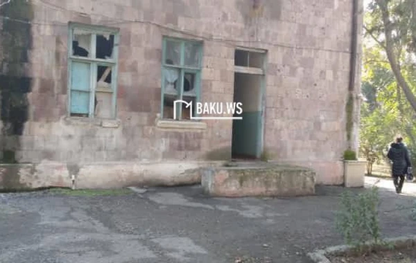 Uçuq-sökük sinif otaqları, xarabalığa çevrilmiş məktəb - FOTO\VİDEO